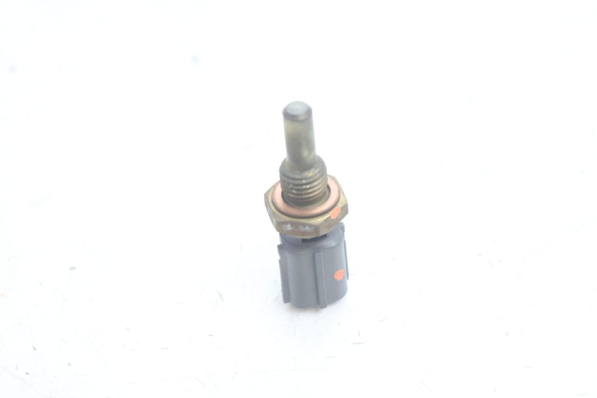 photo de SENSOR TEMPERATURA AGUA SUZUKI BURGMAN EXECUTIVE ABS 650 (2006 - 2012) - Otra perspectiva