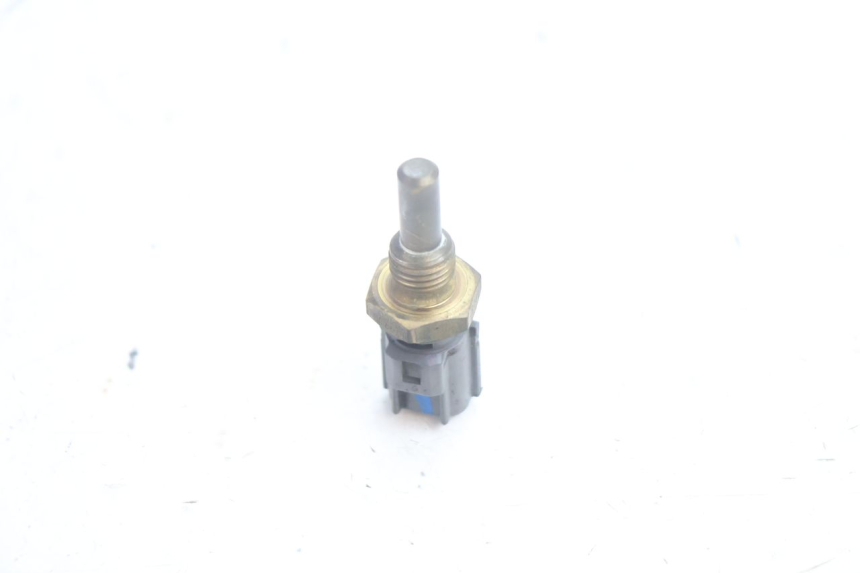 photo de SENSOR TEMPERATURA AGUA SUZUKI BURGMAN EXECUTIVE ABS 650 (2006 - 2012) - Otra perspectiva