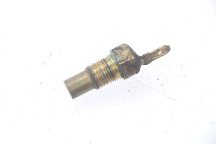 photo de SONDA DE TEMPERATURA DE AGUA HONDA CBF 500 (2004 - 2007) - Zoom estado de uso