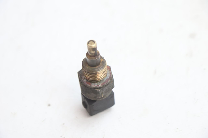 photo de SENSOR TEMPERATURA AGUA HM HONDA CRM DERAPAGE RR 50 (2006 - 2017) - Zoom estado de uso