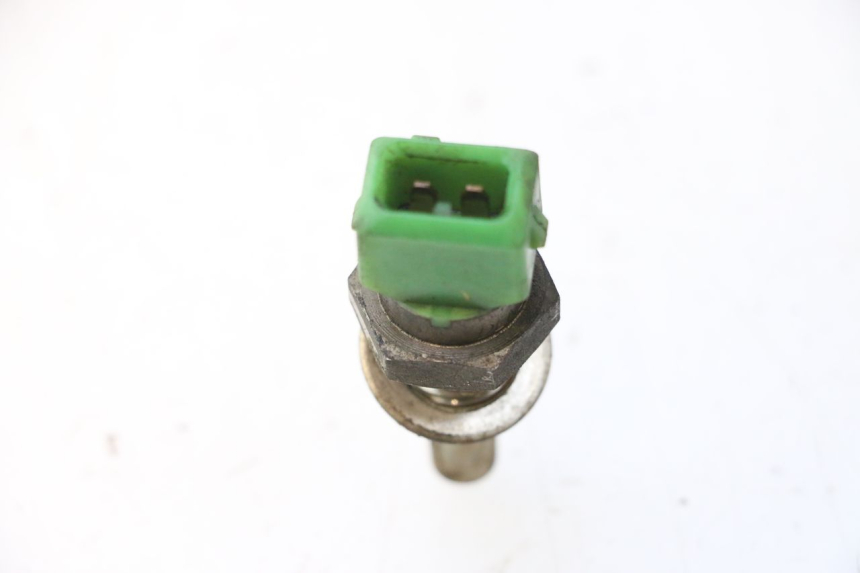 photo de SONDA DE TEMPERATURA DE AGUA HONDA FES PANTHEON 2T 125 (1998 - 2002) - Detalle de la pieza
