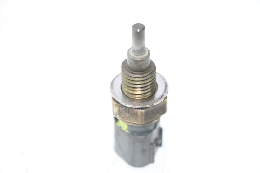 photo de SENSOR TEMPERATURA AGUA HONDA FES PANTHEON 125 (2003 - 2007) - Detalle de la pieza