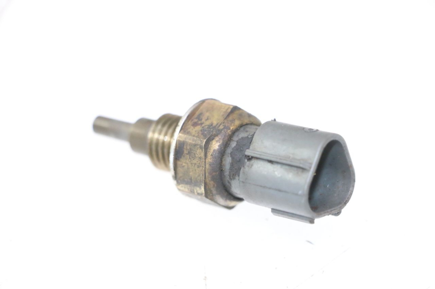 photo de SENSOR TEMPERATURA AGUA HONDA FES PANTHEON 125 (2003 - 2007) - Otra perspectiva