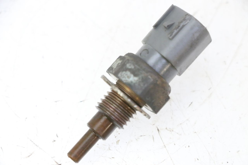photo de SONDA DE TEMPERATURA DE AGUA HONDA FES S-WING SWING ABS 125 (2007 - 2015) - Vista principal