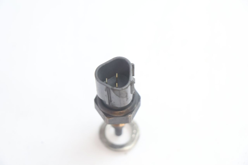 photo de SONDA DE TEMPERATURA DE AGUA HONDA FES S-WING SWING ABS 125 (2007 - 2015) - Zoom estado de uso