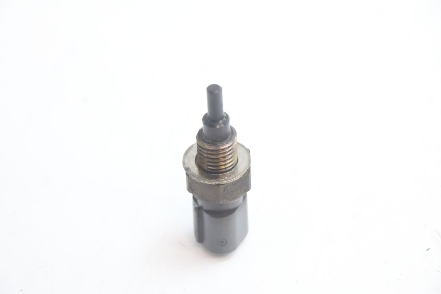 photo de SONDA DE TEMPERATURA DE AGUA HONDA FES S-WING SWING ABS 125 (2007 - 2015) - Otra perspectiva