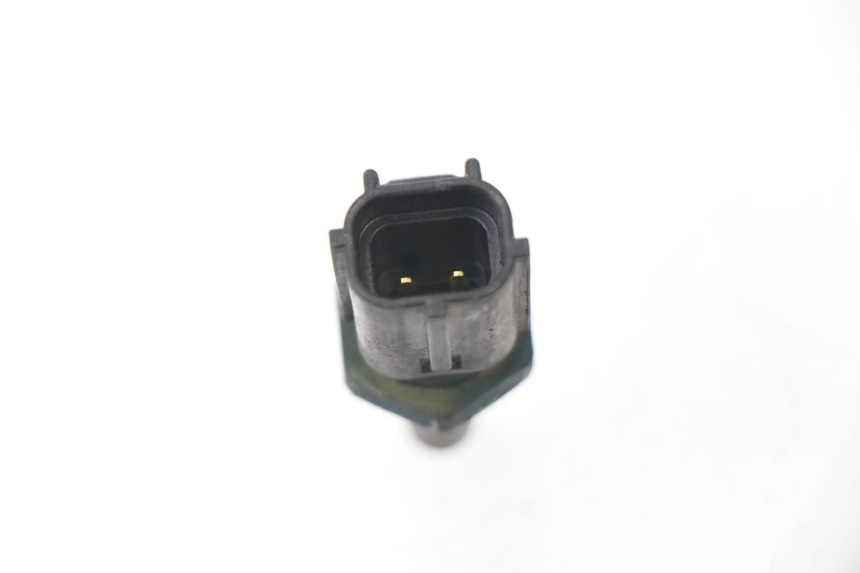 photo de SONDA DE TEMPERATURA DE AGUA YAMAHA FJR ABS 1300 (2006 - 2012) - Zoom estado de uso