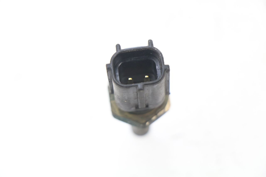 photo de SONDA DE TEMPERATURA DE AGUA YAMAHA FJR ABS 1300 (2006 - 2012) - Zoom estado de uso