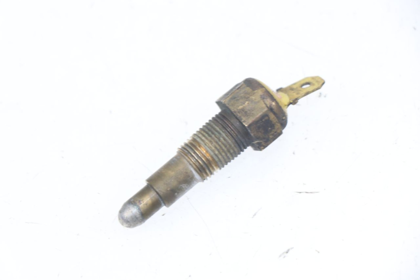 photo de SONDA DE TEMPERATURA DE AGUA YAMAHA FZS FAZER 600 (1998 - 2001) - Zoom estado de uso