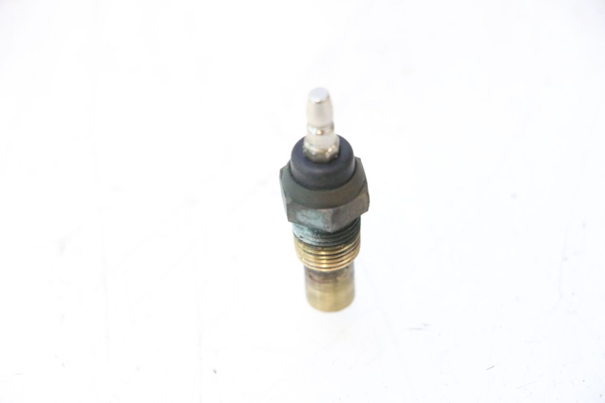 photo de SENSOR TEMPERATURA AGUA KAWASAKI GPX F ZX750F 750 (1986 - 1990) - Detalle de la pieza