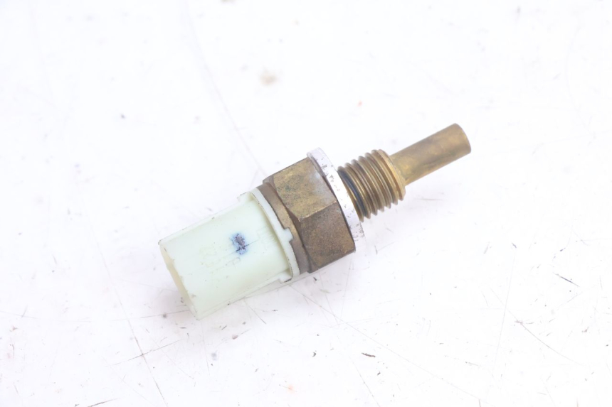 photo de SENSOR TEMPERATURA AGUA YAMAHA N-MAX NMAX 125 (2021 - 2024) - Detalle de la pieza