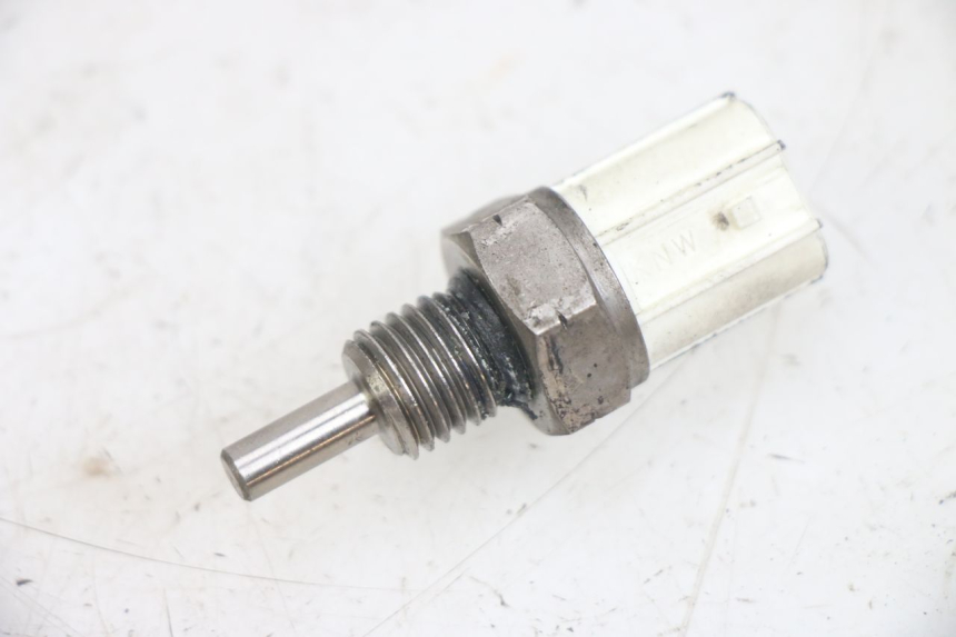 photo de SONDA DE TEMPERATURA DE AGUA HONDA PCX (JF28) 125 (2009 - 2011) - Vista principal