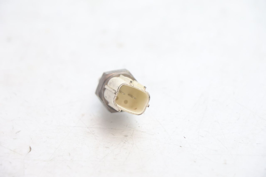photo de SONDA DE TEMPERATURA DE AGUA HONDA PCX (JF28) 125 (2009 - 2011) - Zoom estado de uso