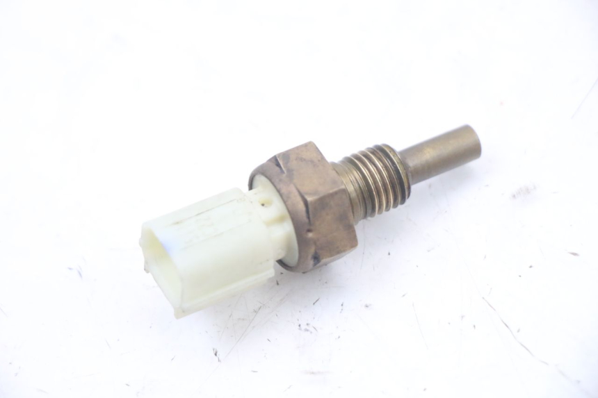 photo de SENSOR TEMPERATURA AGUA HONDA PCX (JF57/JF64) 125 (2014 - 2018) - Detalle de la pieza