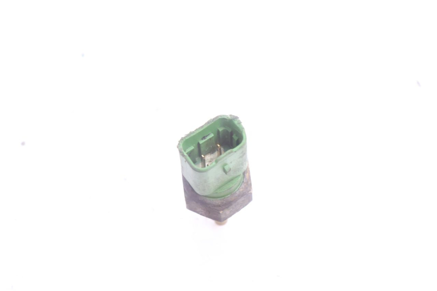 photo de SENSOR TEMPERATURA AGUA GILERA RUNNER SP 50 (2002 - 2004) - Zoom estado de uso