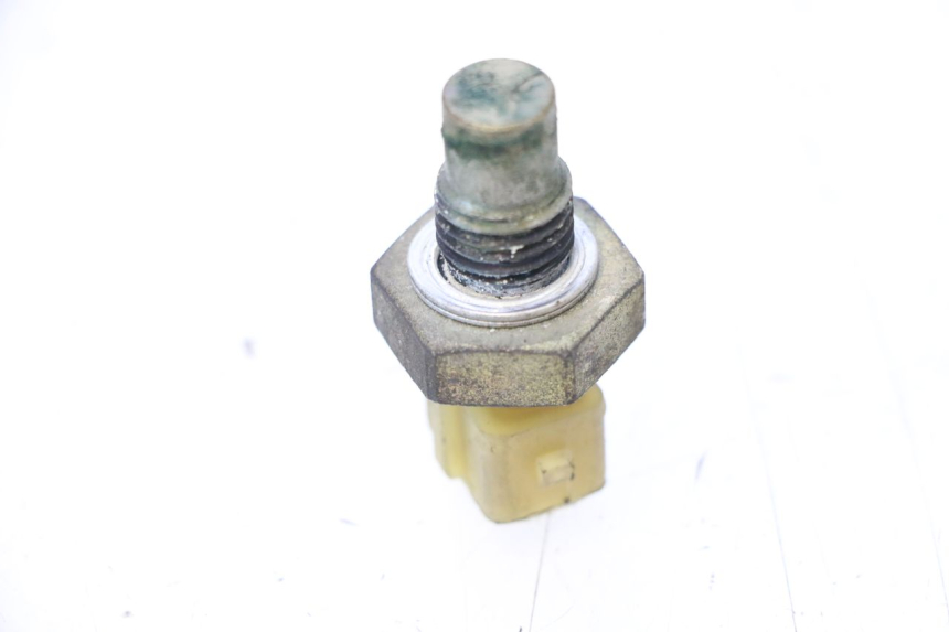 photo de SENSOR TEMPERATURA AGUA PEUGEOT SATELIS COMPRESSOR K15 125 (2006 - 2009) - Detalle de la pieza