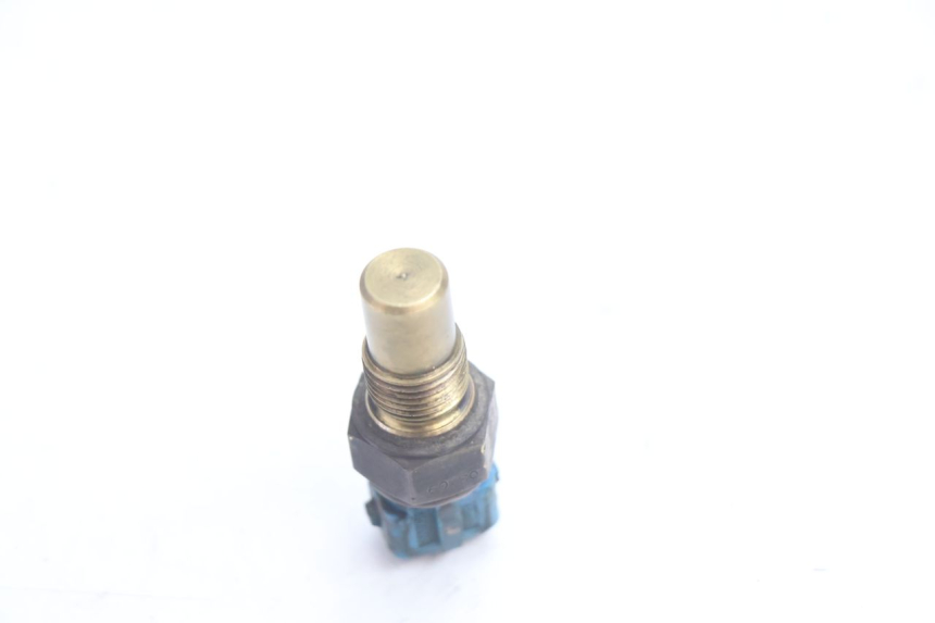 photo de SONDA DE TEMPERATURA DE AGUA PEUGEOT SPEEDFIGHT LC 50 (1996 - 2002) - Otra perspectiva