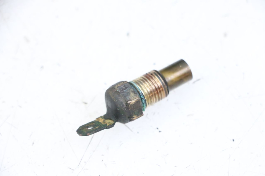 photo de SONDA DE TEMPERATURA DE AGUA SUZUKI BURGMAN 125 (2007 - 2014) - Detalle de la pieza