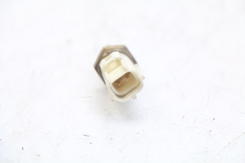photo de SENSOR TEMPERATURA AGUA YAMAHA X-CITY XCITY 125 (2007 - 2013) - Detalle de la pieza