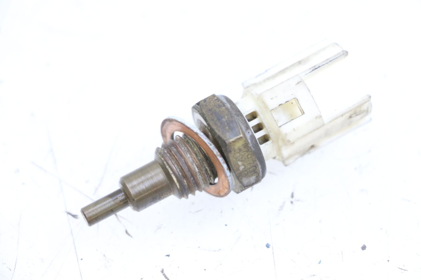 photo de SONDA DE TEMPERATURA DE AGUA YAMAHA X-MAX XMAX 125 (2010 - 2013) - Vista principal