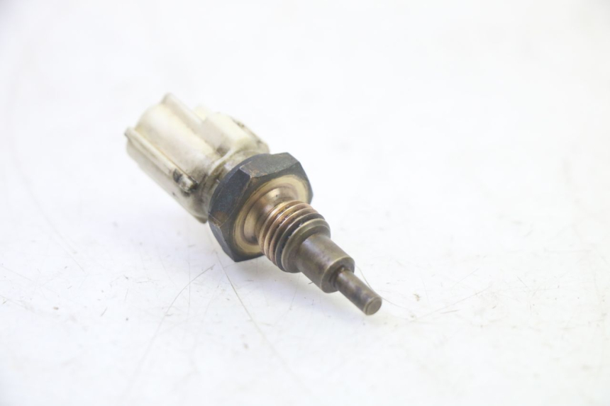 photo de SONDA DE TEMPERATURA DE AGUA YAMAHA X-MAX XMAX 125 (2010 - 2013) - Zoom estado de uso
