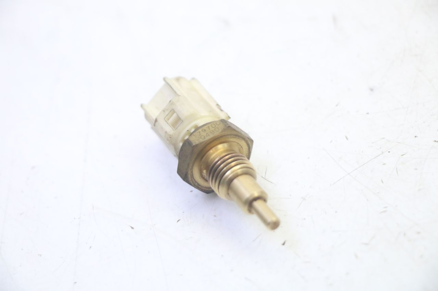 photo de SONDA DE TEMPERATURA DE AGUA YAMAHA X-MAX XMAX 250 (2006 - 2009) - Primer plano técnico