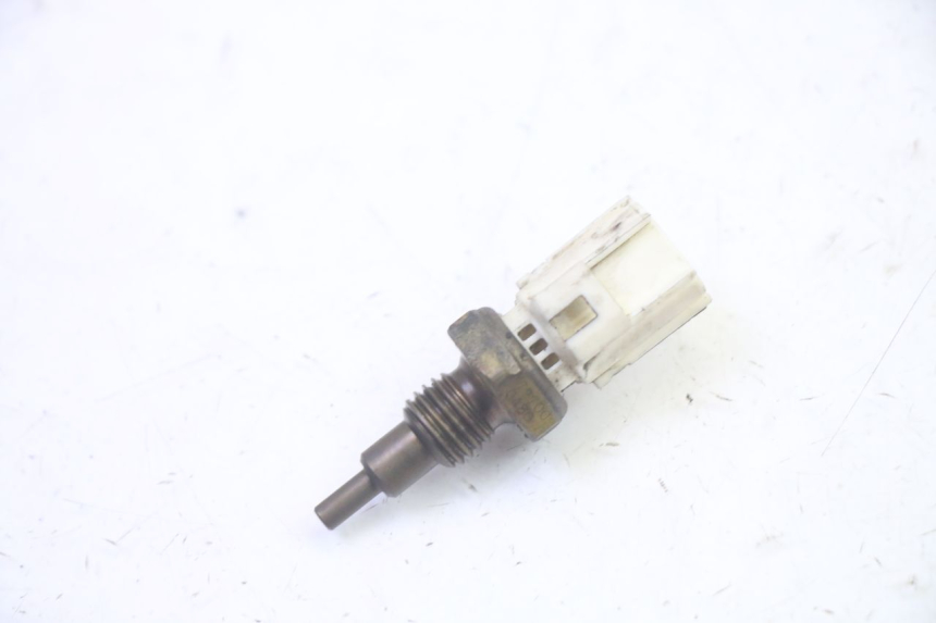 photo de SONDA DE TEMPERATURA DE AGUA YAMAHA X-MAX XMAX 125 (2010 - 2013) - Vista principal