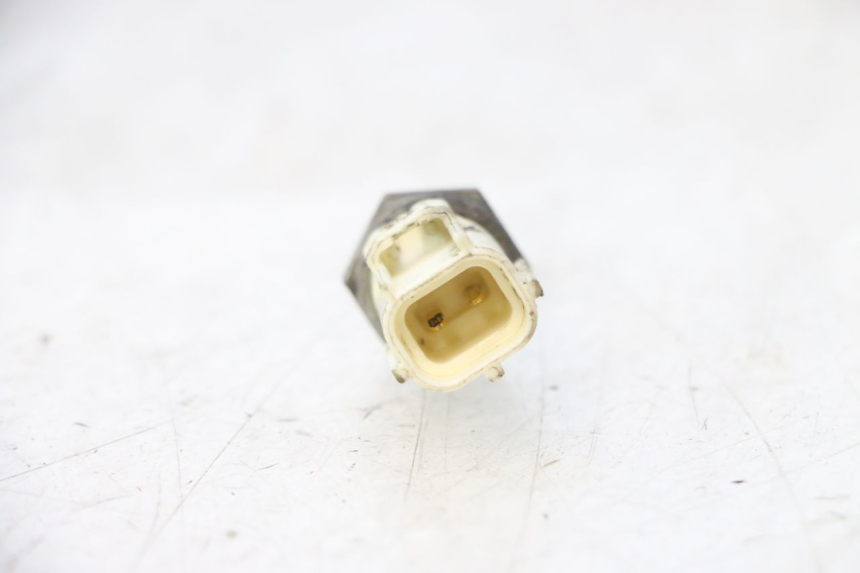photo de SONDA DE TEMPERATURA DE AGUA YAMAHA XMAX X-MAX 125 (2006 - 2009) - Zoom estado de uso