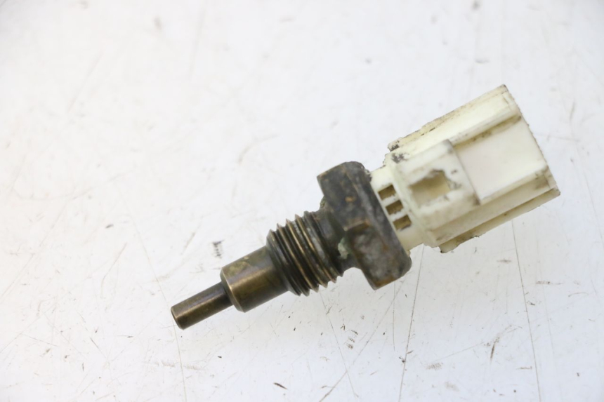 photo de SONDA DE TEMPERATURA DE AGUA YAMAHA XMAX X-MAX 125 (2006 - 2009) - Otra perspectiva