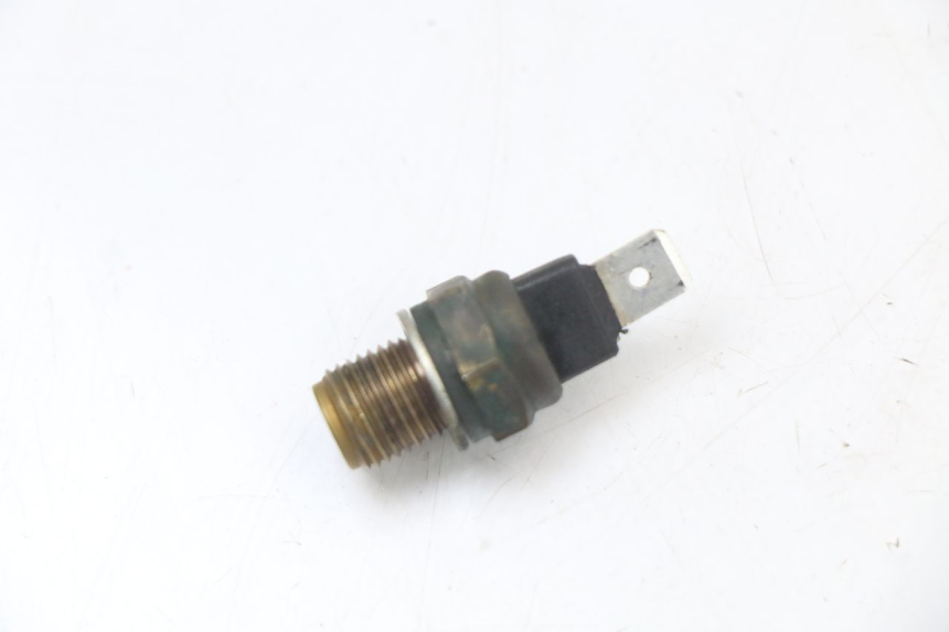 photo de SENSOR TEMPERATURA AGUA PIAGGIO X8 125 (2004 - 2007) - Vista principal