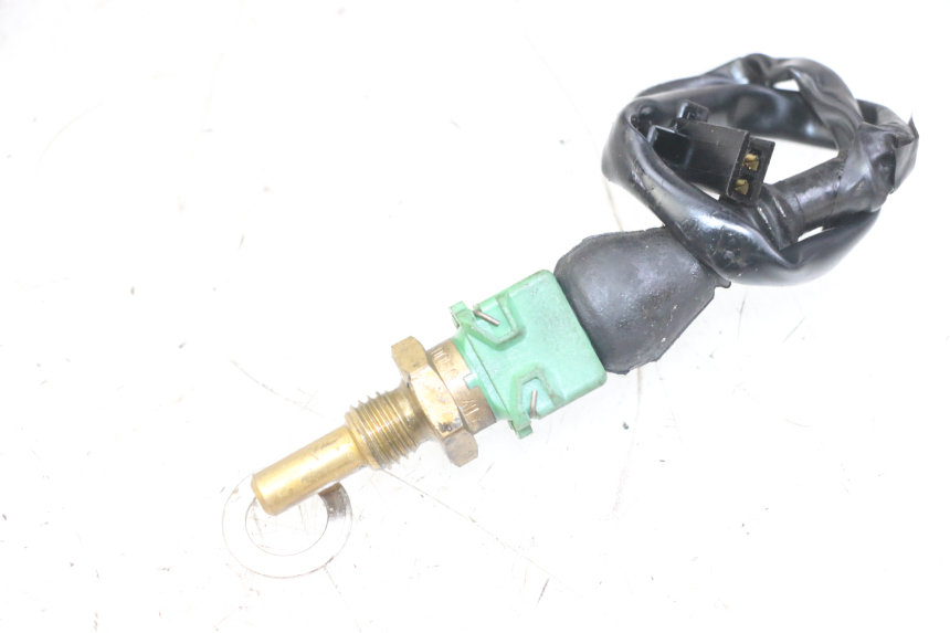 photo de SENSOR TEMPERATURA AGUA HONDA XLV VARADERO 125 (2000 - 2006) - Zoom estado de uso