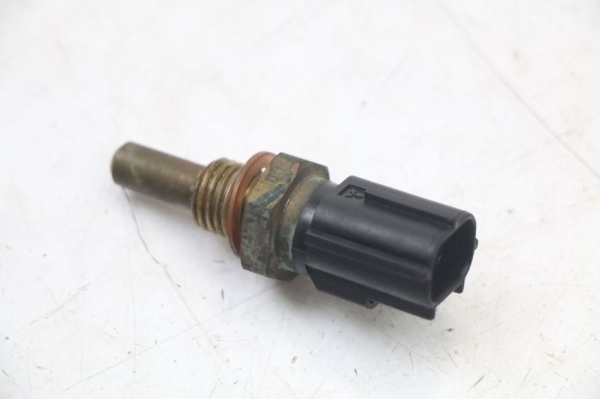 photo de SONDA DE TEMPERATURA DE AGUA YAMAHA FJR ABS 1300 (2006 - 2012) - Zoom estado de uso