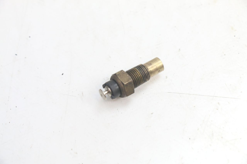 photo de SONDA DE TEMPERATURA DE AGUA YAMAHA YP MAJESTY 125 (1998 - 2001) - Detalle de la pieza