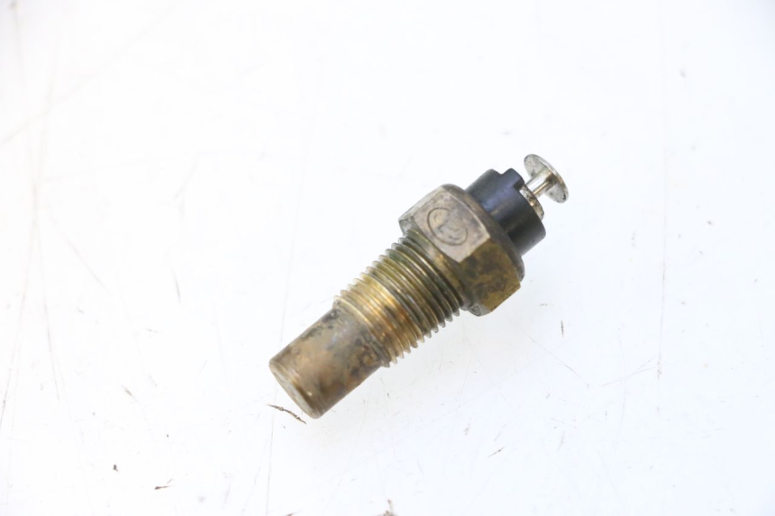 photo de SONDA DE TEMPERATURA DE AGUA YAMAHA YP MAJESTY 125 (1998 - 2001) - Detalle de la pieza