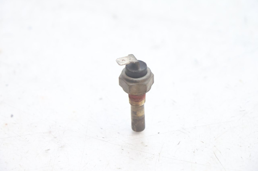 photo de SENSOR TEMPERATURA AGUA YAMAHA YP MAJESTY 125 (2002 - 2006) - Detalle de la pieza