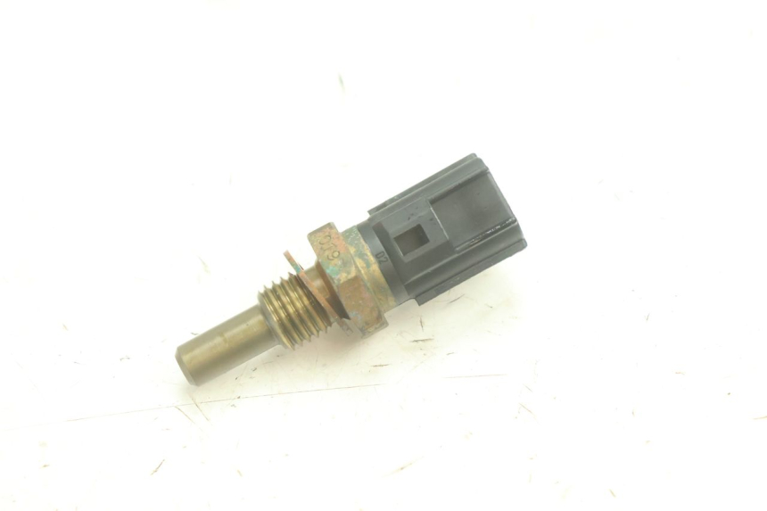 photo de SENSOR TEMPERATURA AGUA YAMAHA YZF R6 600 (2008 - 2009) - Vista principal