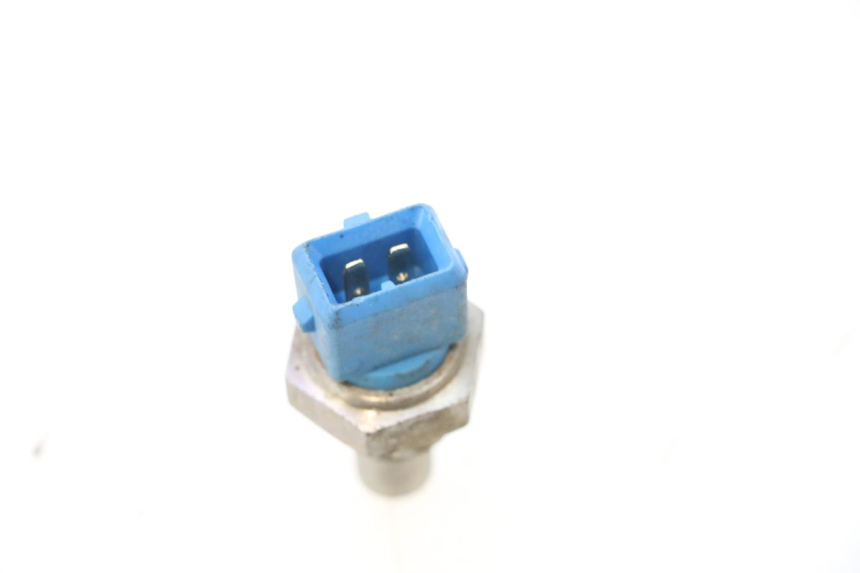 photo de SONDA DE TEMPERATURA DE AGUA PIAGGIO ZIP 4T 50 (2018 - 2020) - Zoom estado de uso