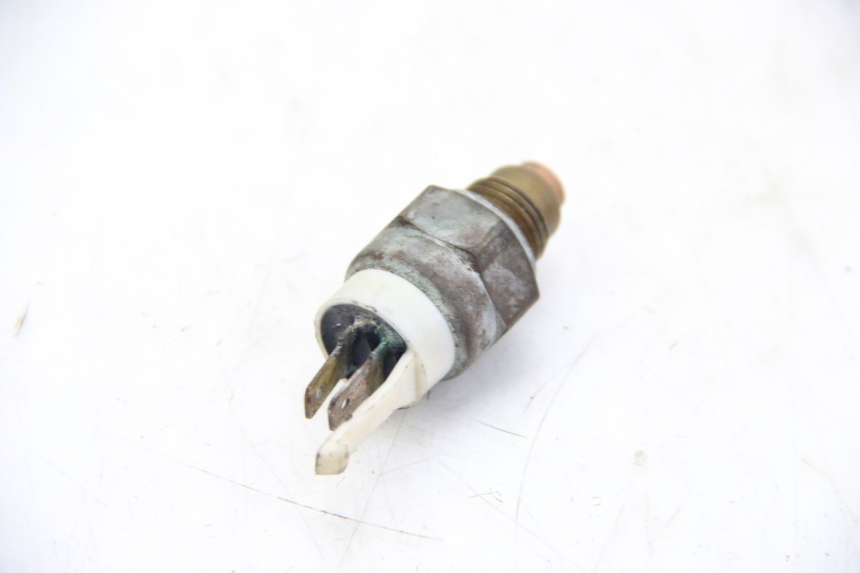 photo de SONDA DE TEMPERATURA DE AGUA KAWASAKI ZX-6R ZX6R 600 (1995 - 1997) - Otra perspectiva
