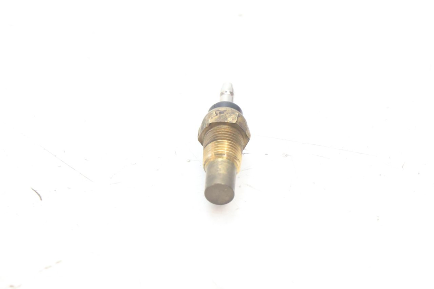 photo de SONDA DE TEMPERATURA DE AGUA KAWASAKI ZZR 600 (1995 - 2004) - Otra perspectiva