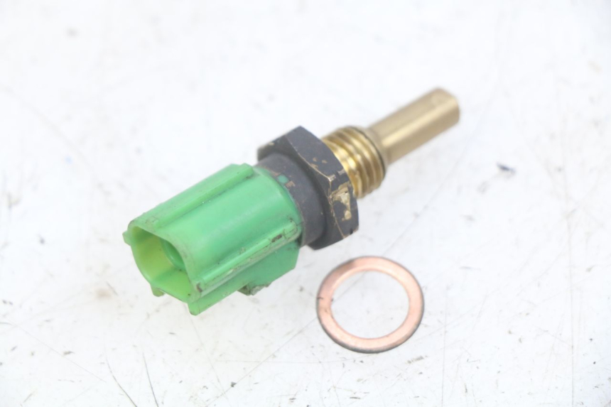 photo de SONDA DE TEMPERATURA EXTERIOR SUZUKI BURGMAN 650 (2002 - 2004) - Detalle de la pieza