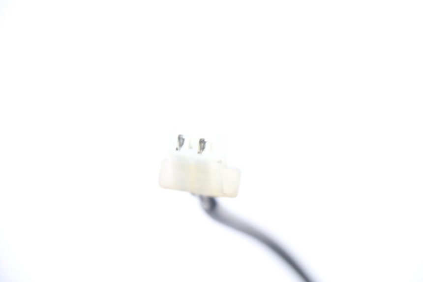 photo de SONDA DE TEMPERATURA EXTERIOR PIAGGIO MP3 500 (2014 - 2017) - Primer plano técnico