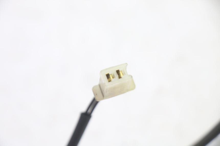 photo de SENSOR TEMPERATURA EXTERIOR PIAGGIO MP3 125 (2006 - 2014) - Otra perspectiva