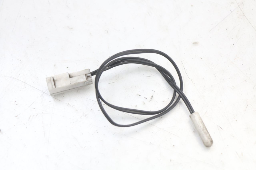 photo de SONDA DE TEMPERATURA EXTERIOR PEUGEOT SATELIS 125 (2010 - 2012) - Zoom estado de uso
