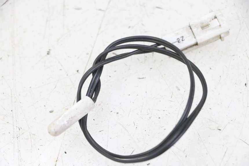 photo de SENSOR TEMPERATURA EXTERIOR PEUGEOT SATELIS 125 (2013 - 2018) - Vista principal