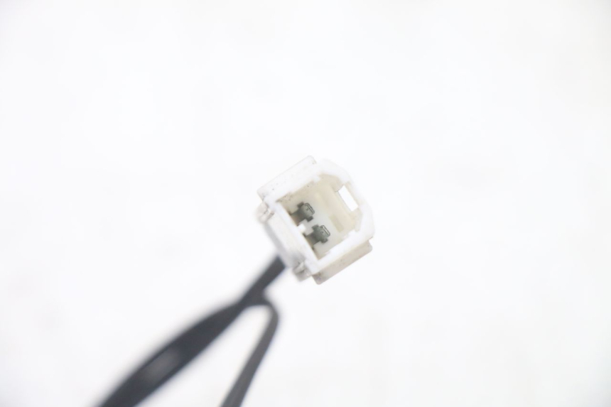 photo de SENSOR TEMPERATURA EXTERIOR PEUGEOT SATELIS COMPRESSOR K15 125 (2006 - 2009) - Otra perspectiva