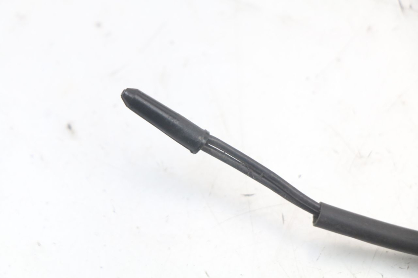 photo de SENSOR TEMPERATURA EXTERIOR PIAGGIO BEVERLY 125 (1998 - 2005) - Otra perspectiva