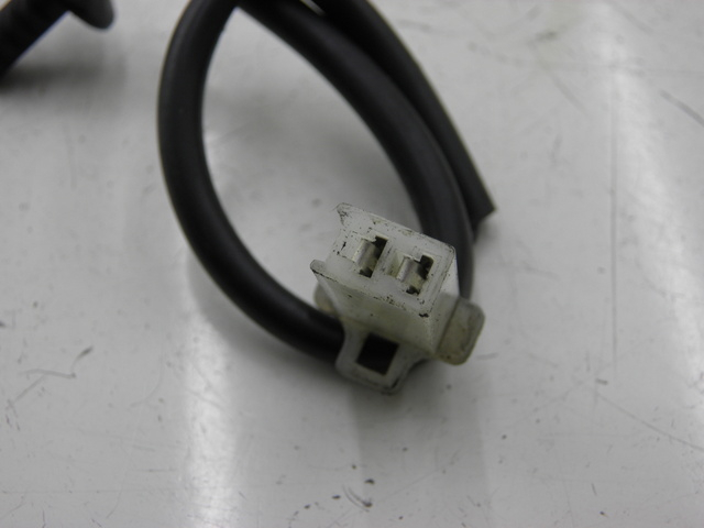 photo de SENSOR TEMPERATURA EXTERIOR PIAGGIO MP3 RL 125 (2008 - 2009) - Zoom estado de uso