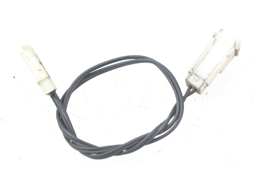 photo de SENSOR TEMPERATURA EXTERIOR PEUGEOT SATELIS 125 (2006 - 2009) - Zoom estado de uso