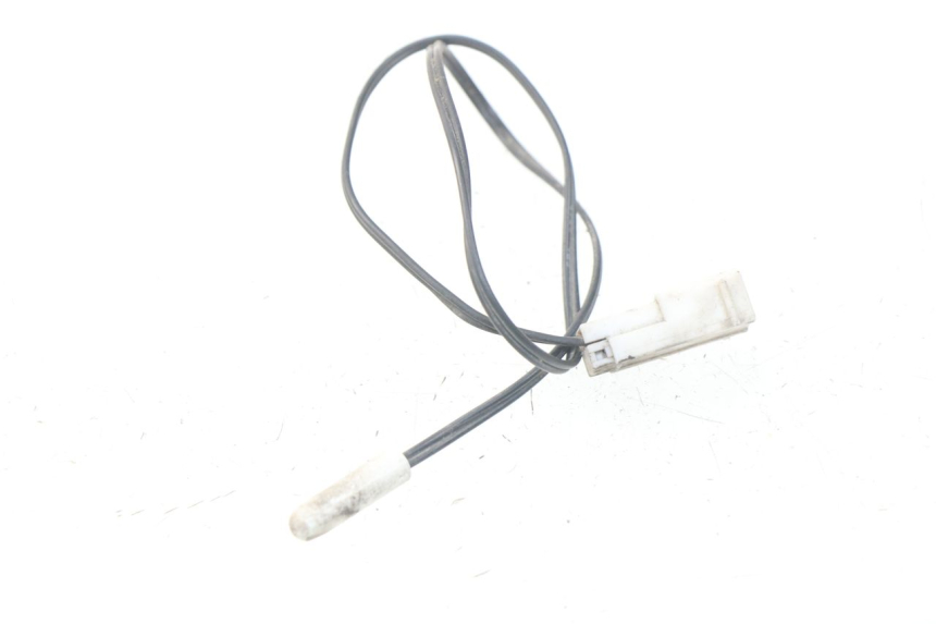 photo de SENSOR TEMPERATURA EXTERIOR PEUGEOT SATELIS 125 (2006 - 2009) - Detalle de la pieza