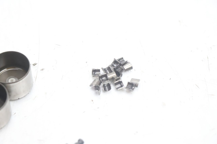 photo de VALVULA MOTOR SUZUKI BURGMAN EXECUTIVE ABS 650 (2006 - 2012) - Recambio usado revisado